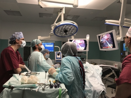 В ФГБУ «НМИЦ эндокринологии» Минздрава России состоялась первая операция по лечению ожирения В ФГБУ «НМИЦ эндокринологии» Минздрава России состоялась первая операция по лечению ожирения