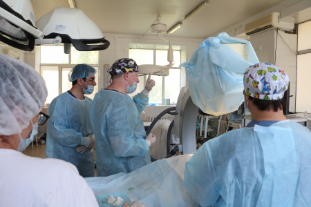 Впервые в Дагестане прошли уникальные операция по лечению хронической боли с использованием нейростимуляции спинного мозга Впервые в Дагестане прошли уникальные операция по лечению хронической боли с использованием нейростимуляции спинного мозга